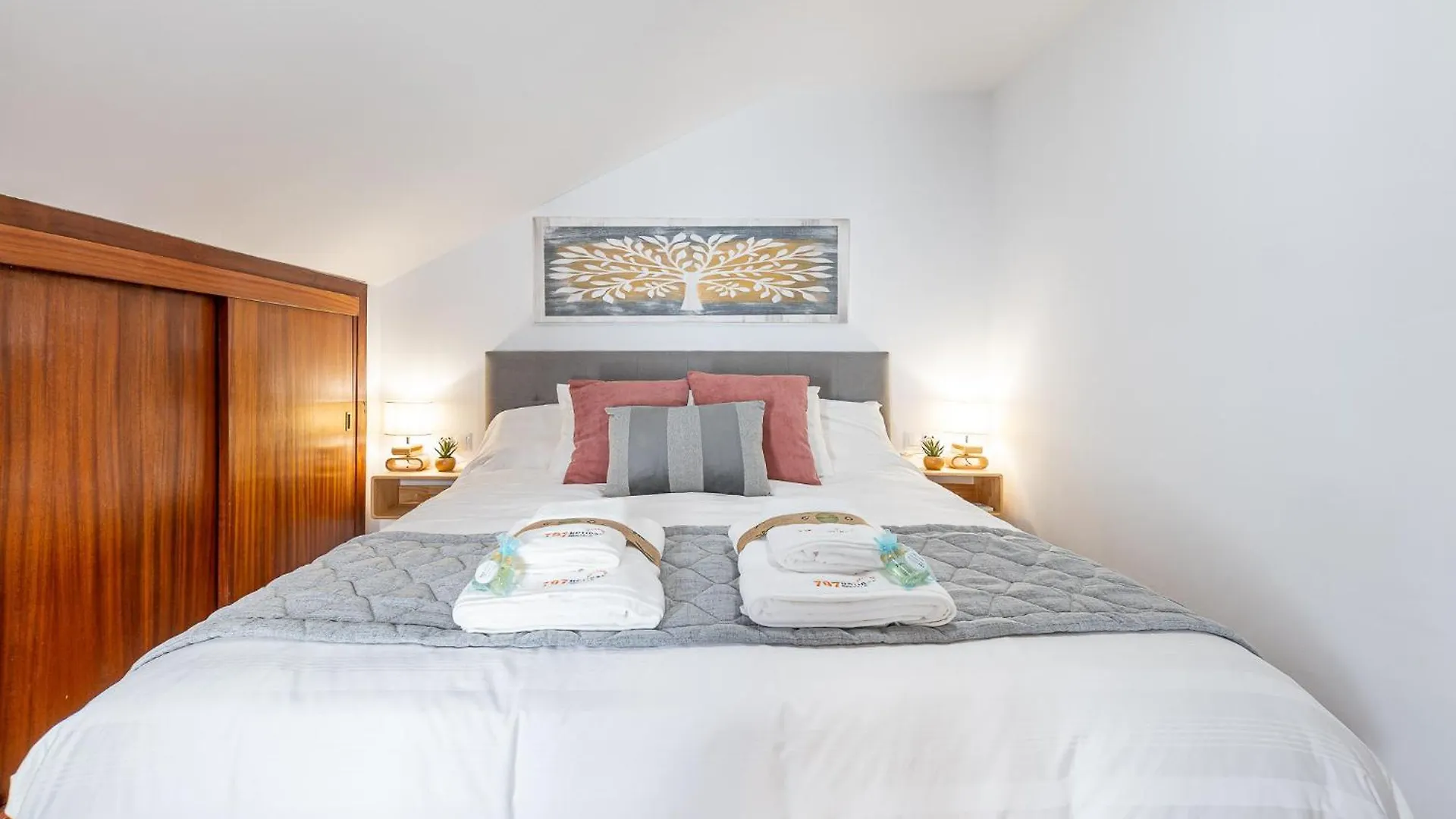797 Holiday Rentals- Carrasco Beach 2 Torremolinos