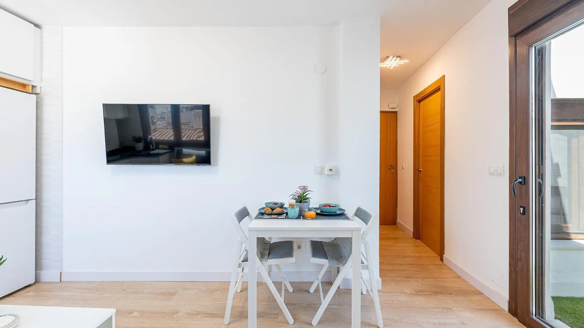 Apartment 797 Holiday Rentals- Carrasco Beach 2 Torremolinos